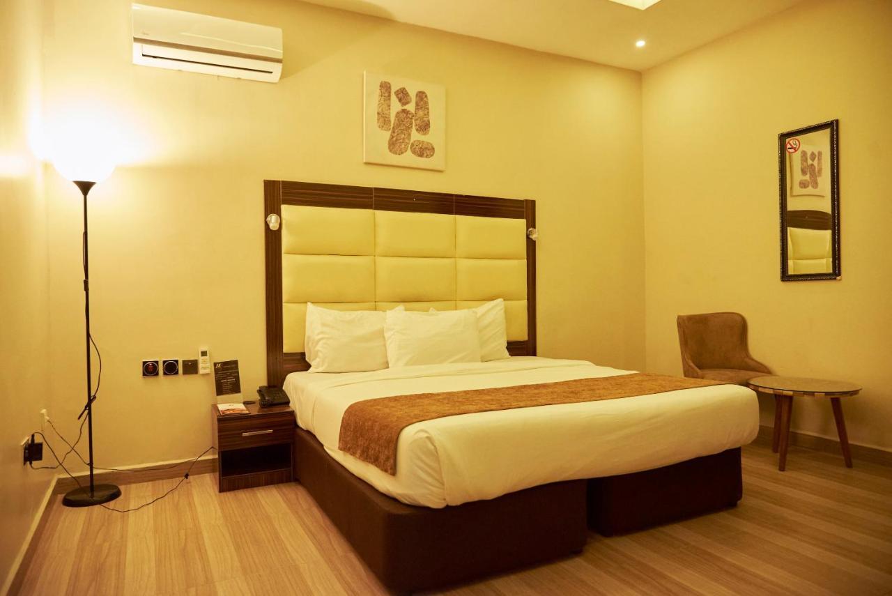Mayfair Hotel Maitama Abuja Exterior photo