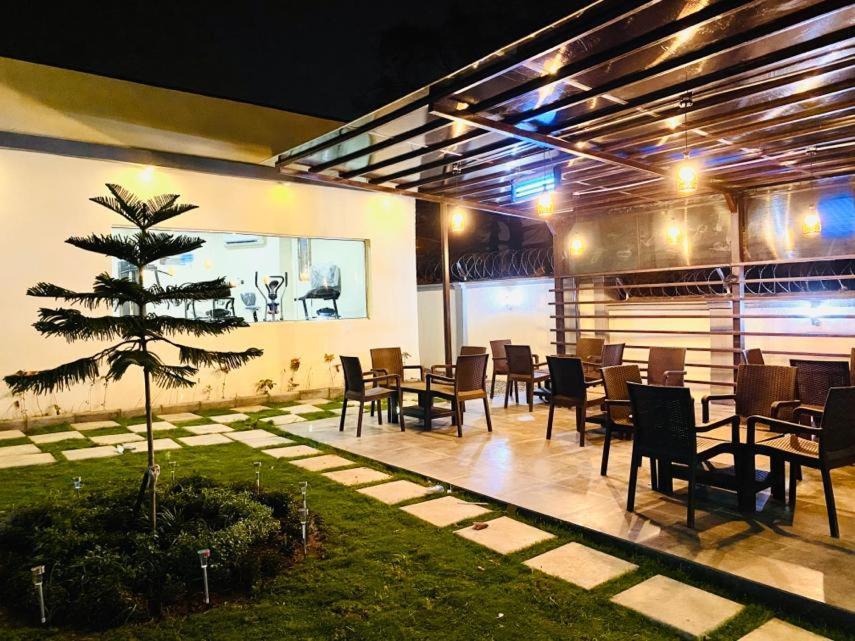 Mayfair Hotel Maitama Abuja Exterior photo